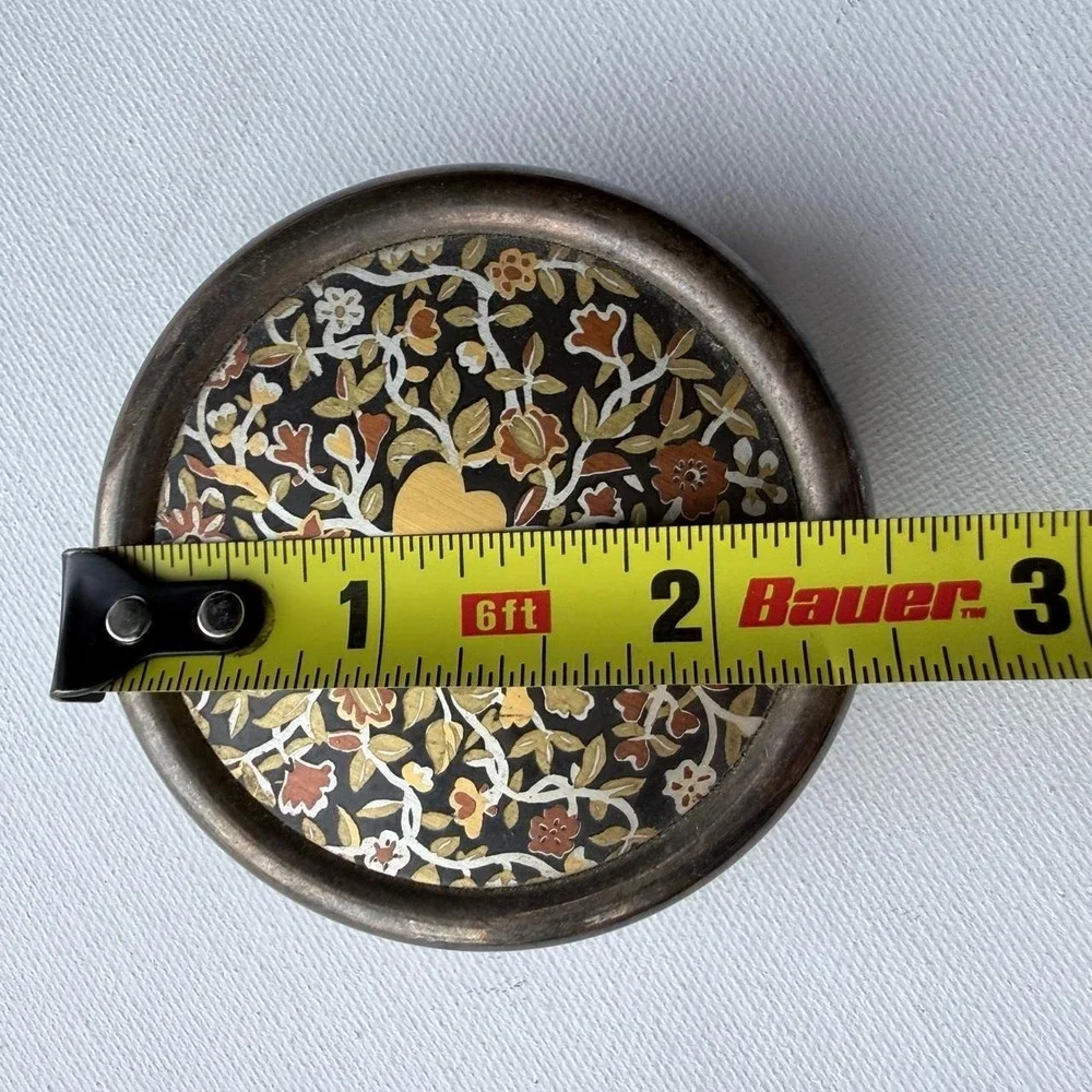 Vintage Reed and Barton silver plated trinket box with lid
